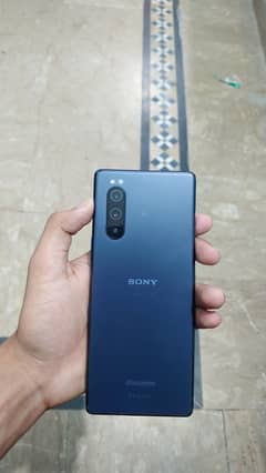 Sony Xperia 5