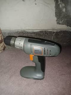 drill machine with battery