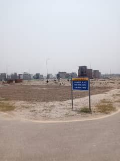 5 MARLA PLOT FOR SALE AT THE PRIME LOCATION OF PARK VIEW CITY LAHORE