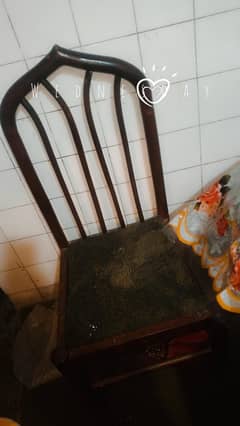 Dinnig Table