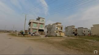 I 11/2 Street 10c Plot For Sale