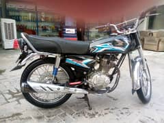 I'm selling my bike Honda 125 good cundion all dacoments avelible
