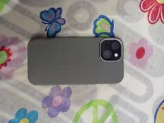 me selling I phone 15