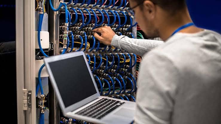 COMPUTER TECHNICIAN HARDWARE, SOFTWARE, NETWORKS 1