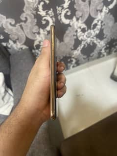 iPhone xsmax 256gb gold with box