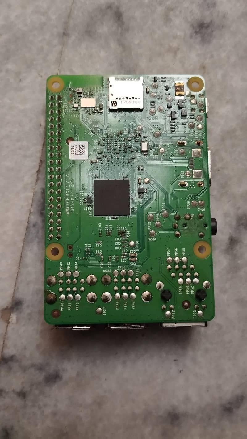 Raspberry Pi 3 B 2