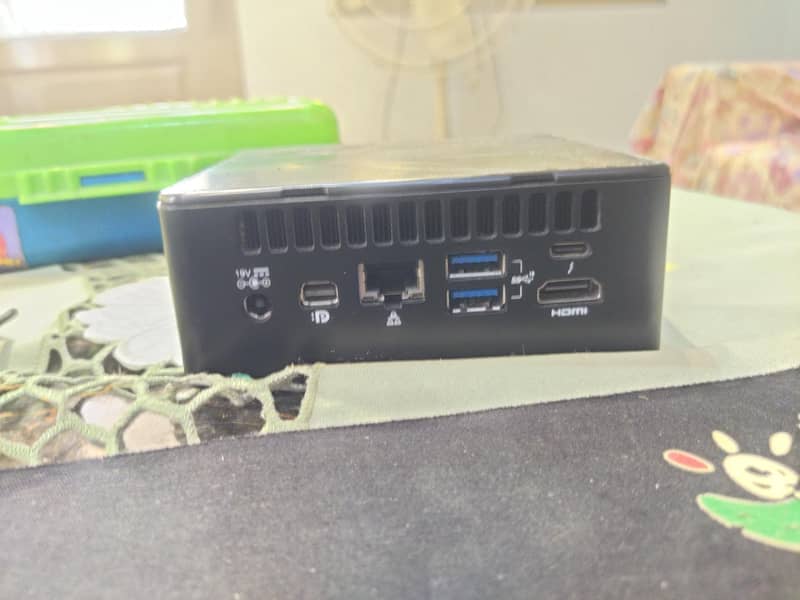 Intel core i3 11th generation Nuc 3