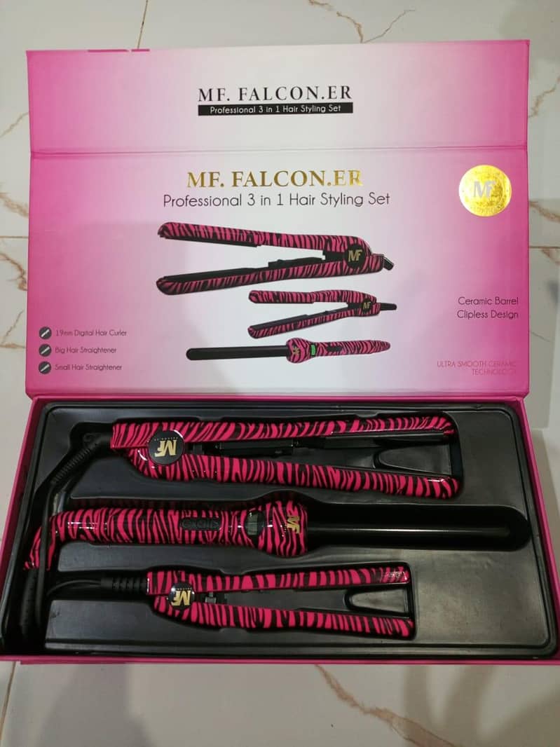 Hair styling set. 0