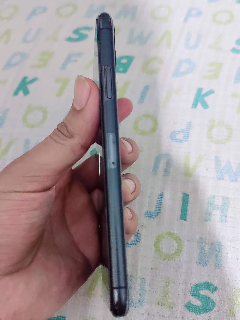 Iphone 11 pro max Non pta Bypass  256gb. without any fault 4