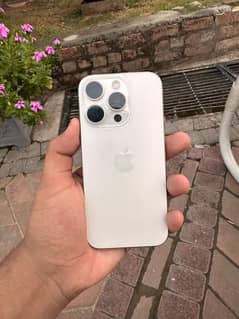 Iphone 15 pro 512gb 86 batery health with box jv 10/10 condition