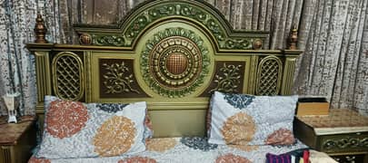 Deeko paint Bed set new condition