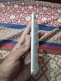 iPhone SE 2020 jv
