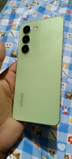 Vivo Y100