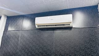 Orient Inverter AC (Heat & Cool) – Excellent Condition