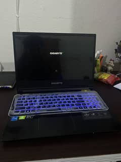 GIGABYTE RTX 3050ti GAMING LAPTOP