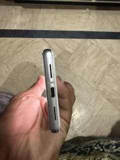 Google pixel 7  8gb ram 128 gb memory water pack