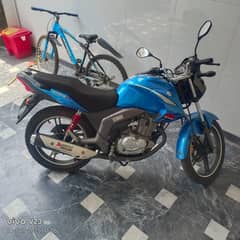 SUZUKI GSX-125 new condition tire with accessories
