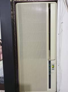 New Model Carona Japani Window Ac 110 (look like New)