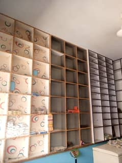 ya rugs sale Karna ha achi coudishan may ha contract. 03456069958