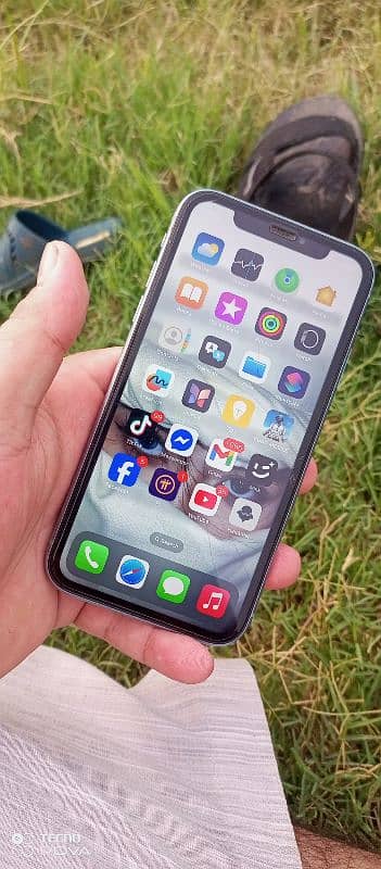iPhone xr 128 jv exchange possible 2