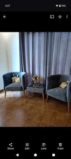 2 single Sofa's