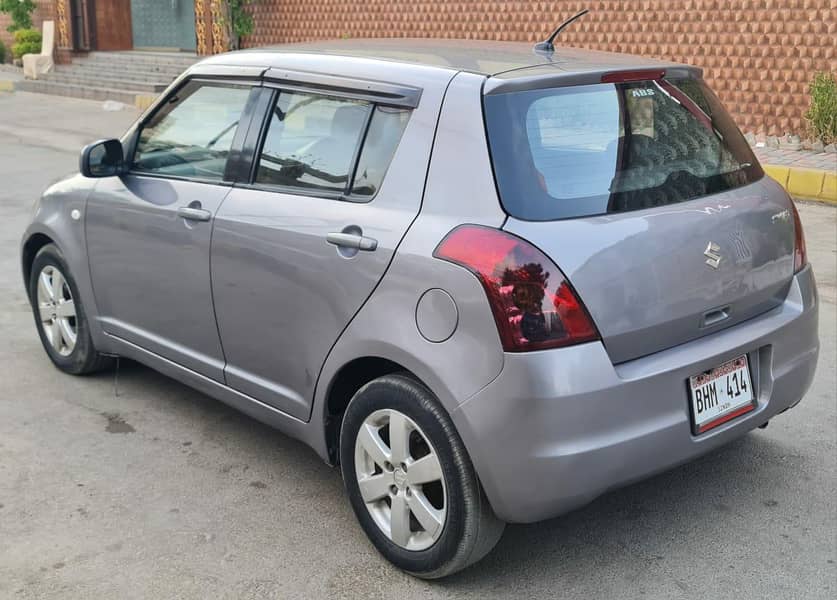 SUZUKI SWIFT DLX NAVIGATION AUTOMATIC MODEL 2017 END FULL ORIGNAL 6