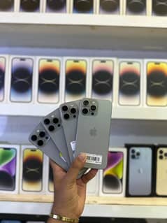 IPHONE 15 pro max 256 jv