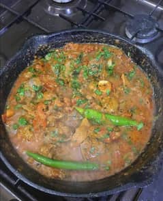 I'm experience chef and made all Desi foods .
