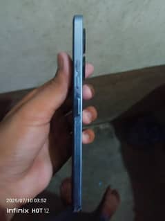 new he bilkul 2 months warenty ke saath he condition 10/10 he set ok h