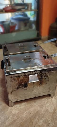 Fryer for fast food and Fries