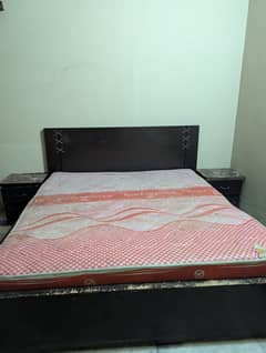 Bed + dressing table for sale