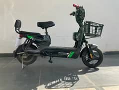 ELECTRIC SCOOTY YJ FUTURE
