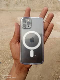 Iphone 11 pro Water peck All Original All ok