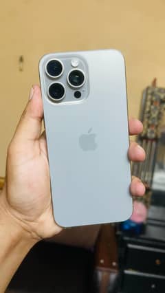 15 Pro Max
