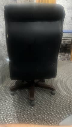 Office chair good quality