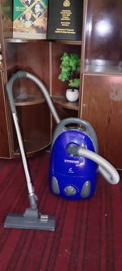 Vacuum Cleaner