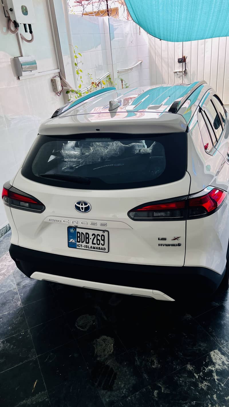 Toyota Corolla Cross HEV X 2024 3