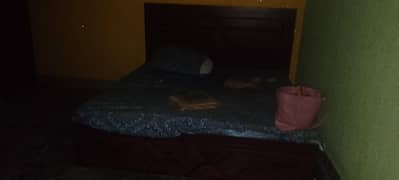 king bed