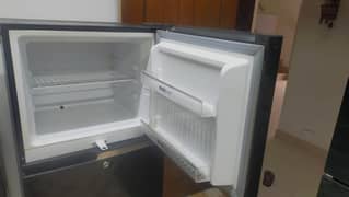Refrigerator 9178 model for sale