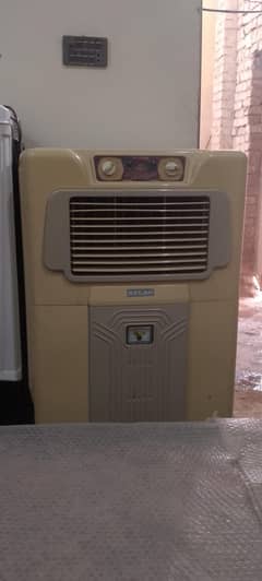 Atlas room cooler