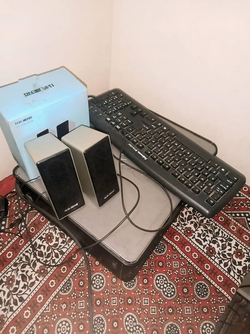 Little Gaming CPU with New Keyboard and Speakers. 0