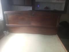 Queen size bed