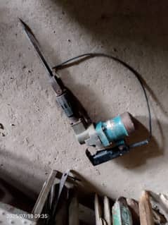 Makita drill machine