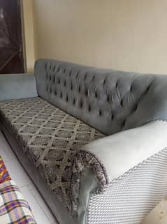 5 seater 3+1+1  Urgent sale need money Sofa set  contact 03257179495