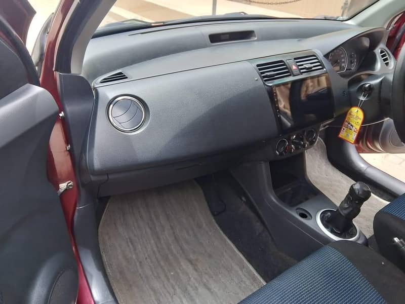 Suzuki Swift 1.3 dlx with navigation 6
