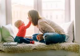 NEED FEMALE BABY SITER