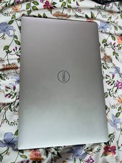 Dell xps 15 i7 9th gen 4gb card