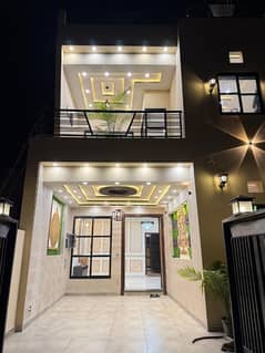 Buch Executive Villas 5.05 Marla Corner+Park Facing Luxury House For Sale