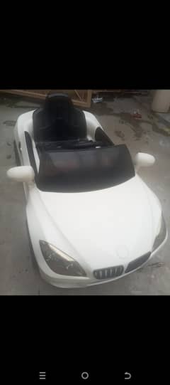 kids car in very good condition new bettry contact on 0344-4848843