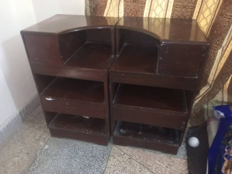 Bed Set with 2 side table and 1 Dressing Table 7